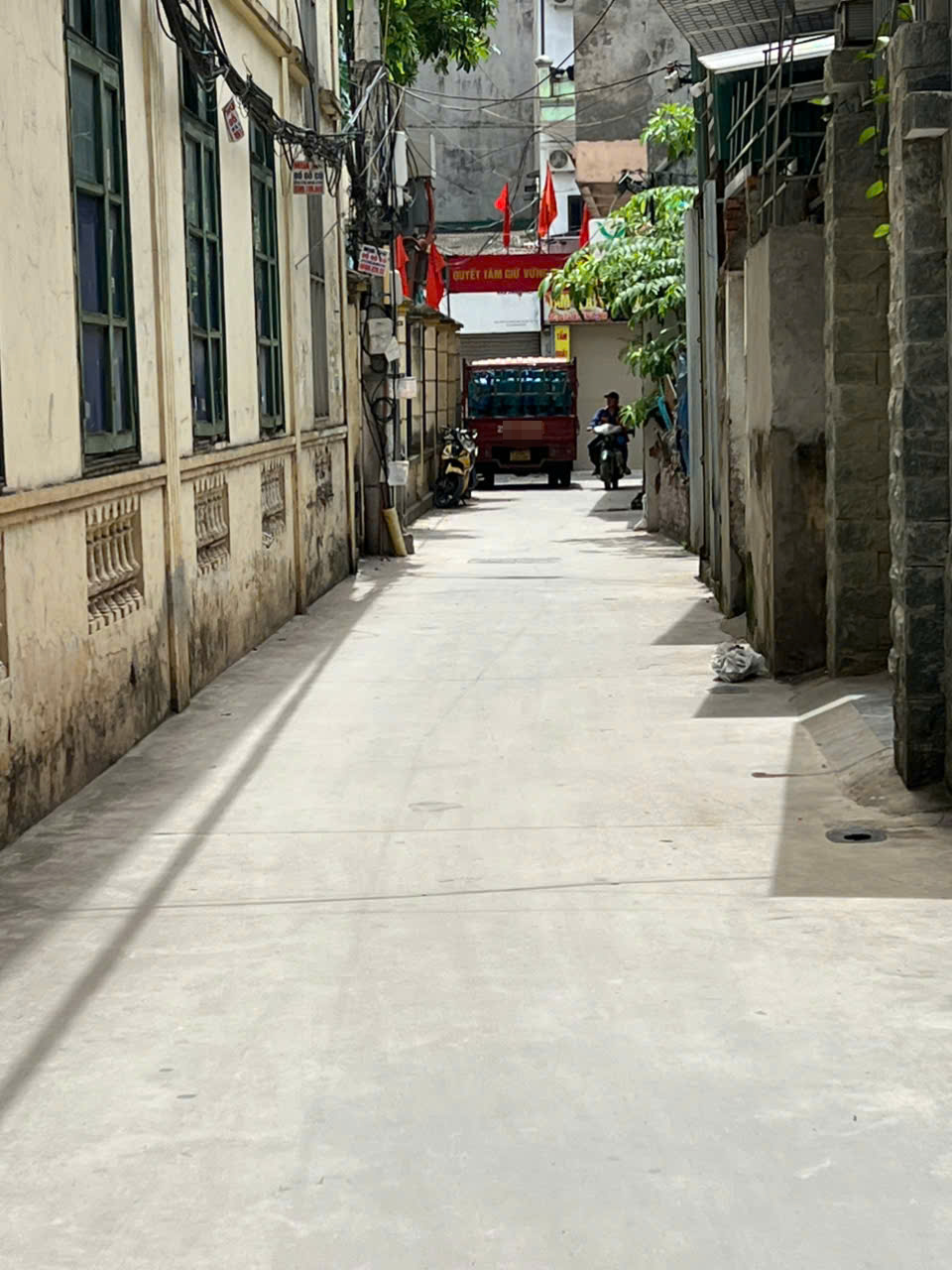 TRUNG TÂM PHƯỜNG XUÂN ĐỈNH- NHÀ MỚI KOONG -LÔ GÓC 2 THOÁNG- Ô TÔ ĐỖ CỬA-
